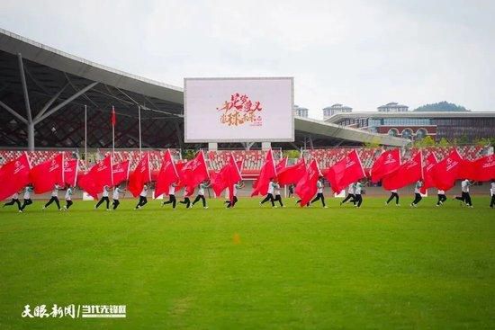 对阵巴萨取得进球后，媒体对这名22岁的后卫更加关注。